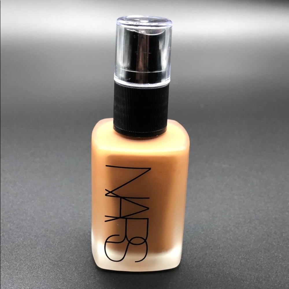 Nars sheer matte foundation Dark 2